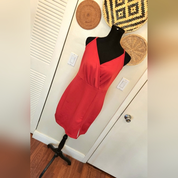 LAST ONE! Red Bodycon V-neck Spaghetti Strap Mini Dress WA - Picture 3 of 11